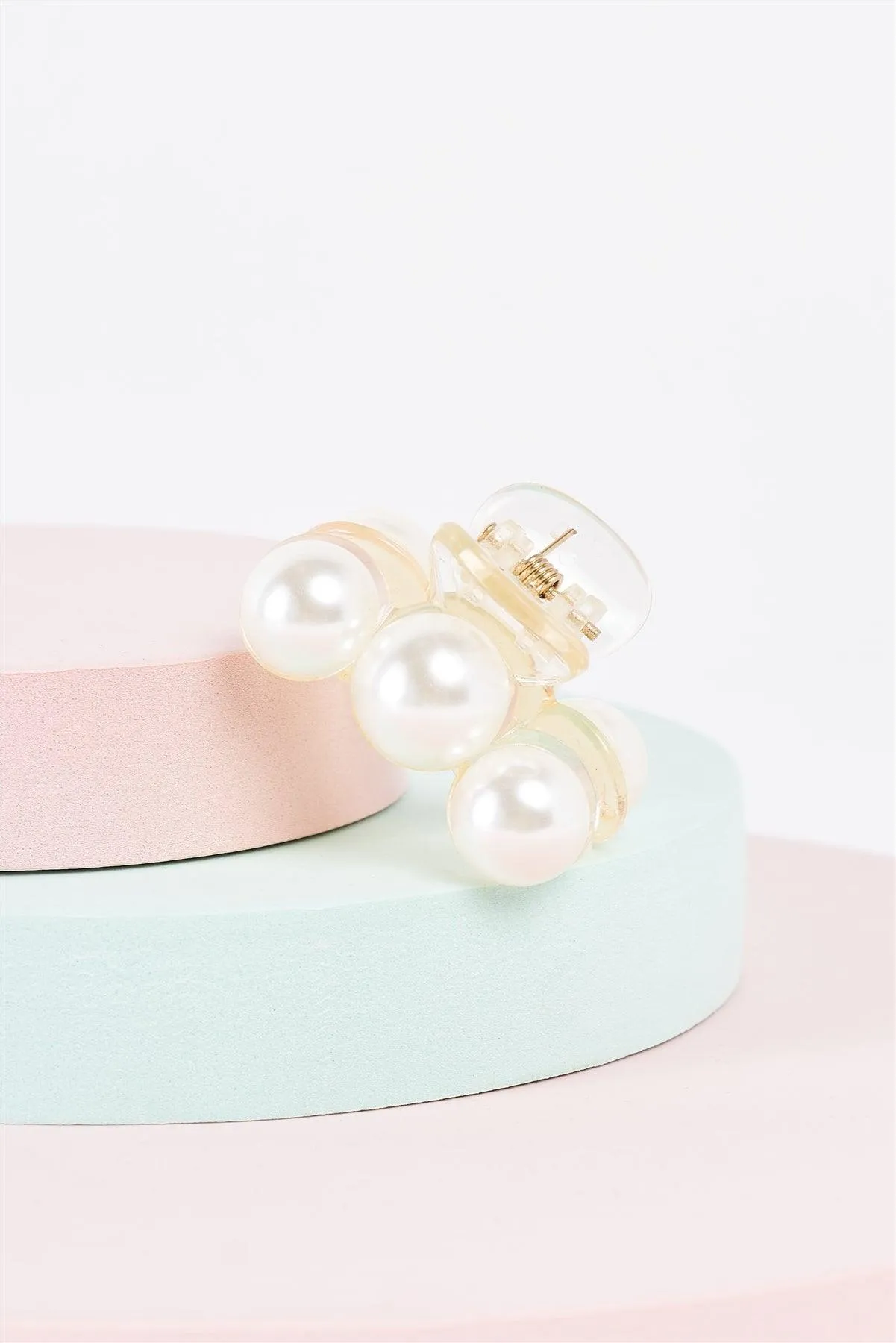 1pcs White & Three Pearl Small Hair Clip