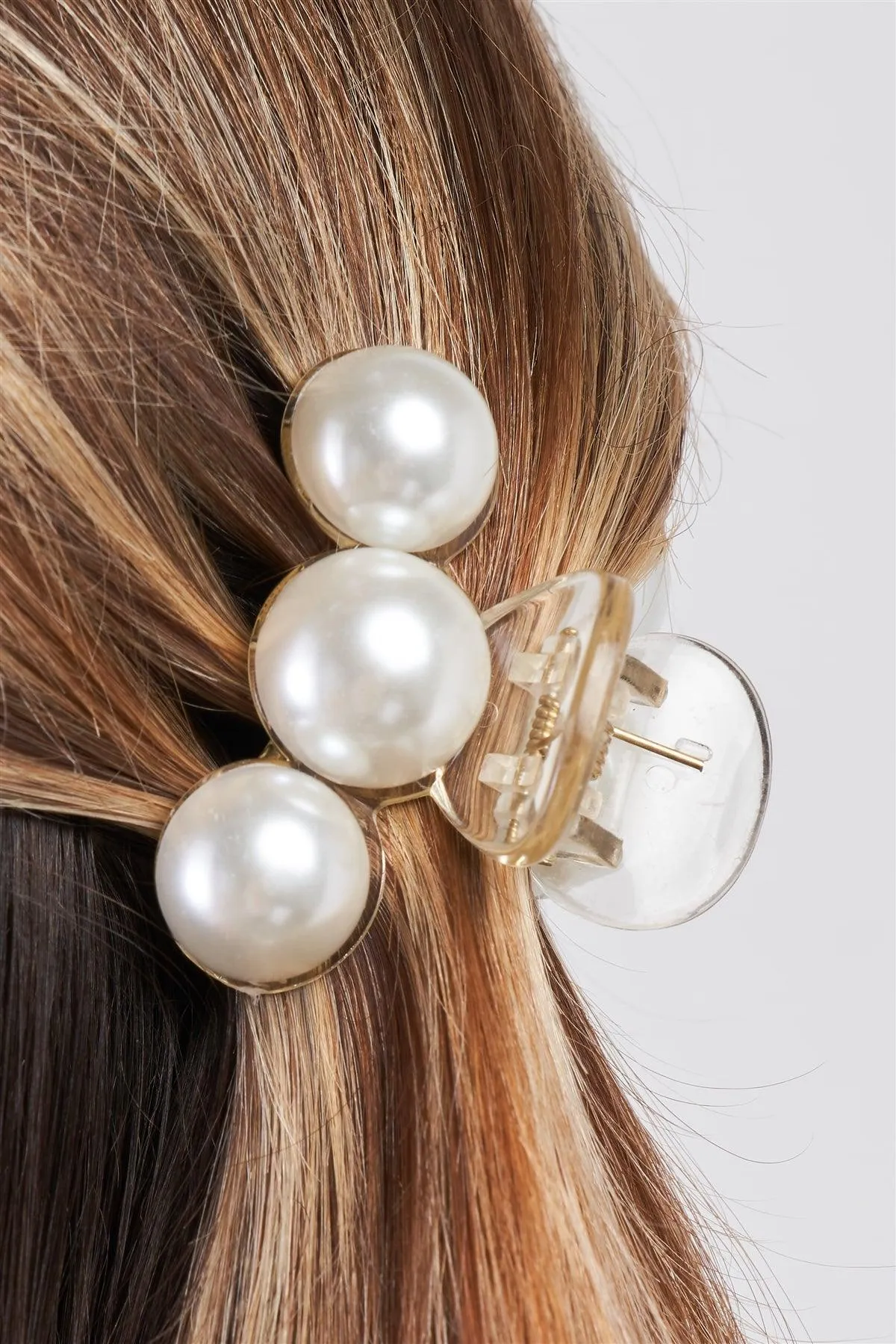 1pcs White & Three Pearl Small Hair Clip