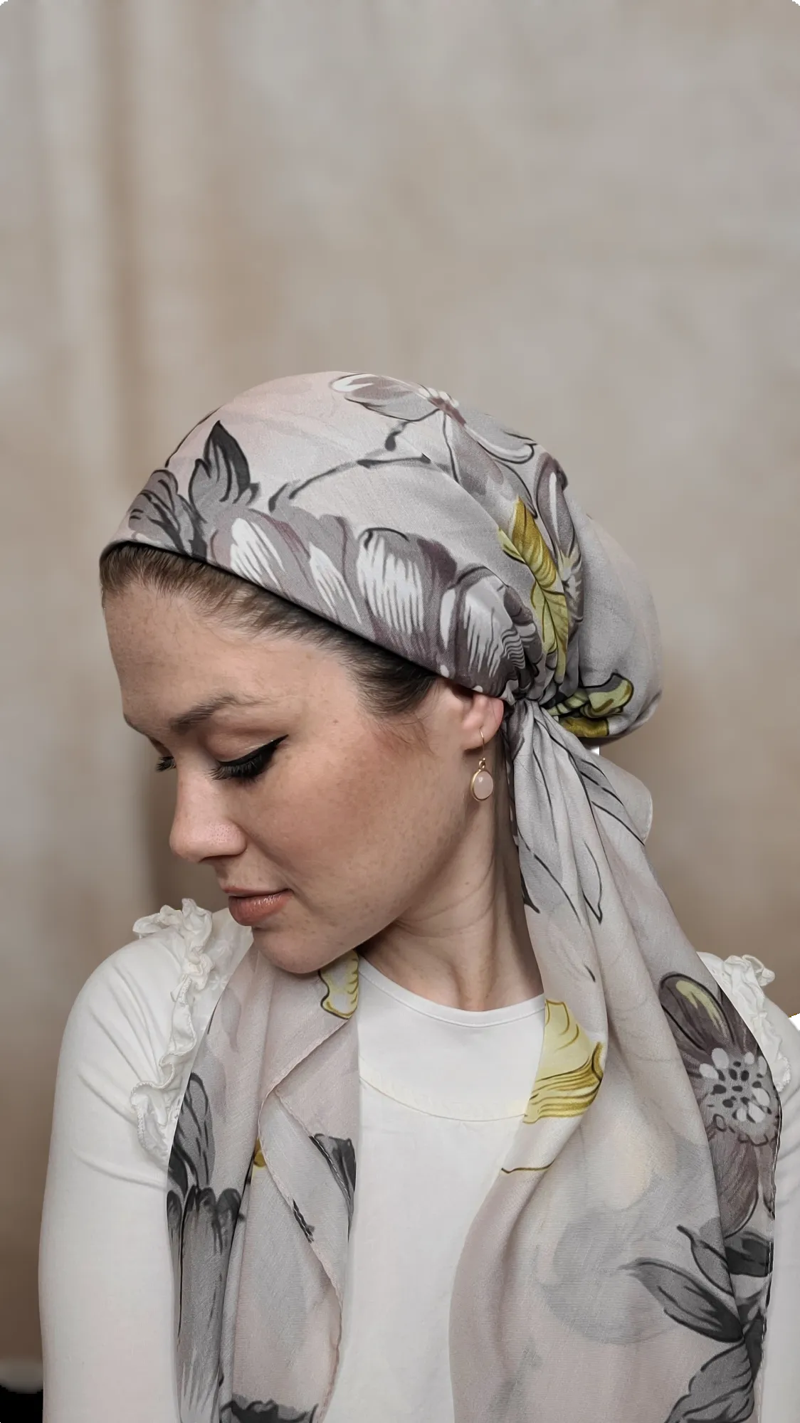 Creme Florette Versatile Scarf