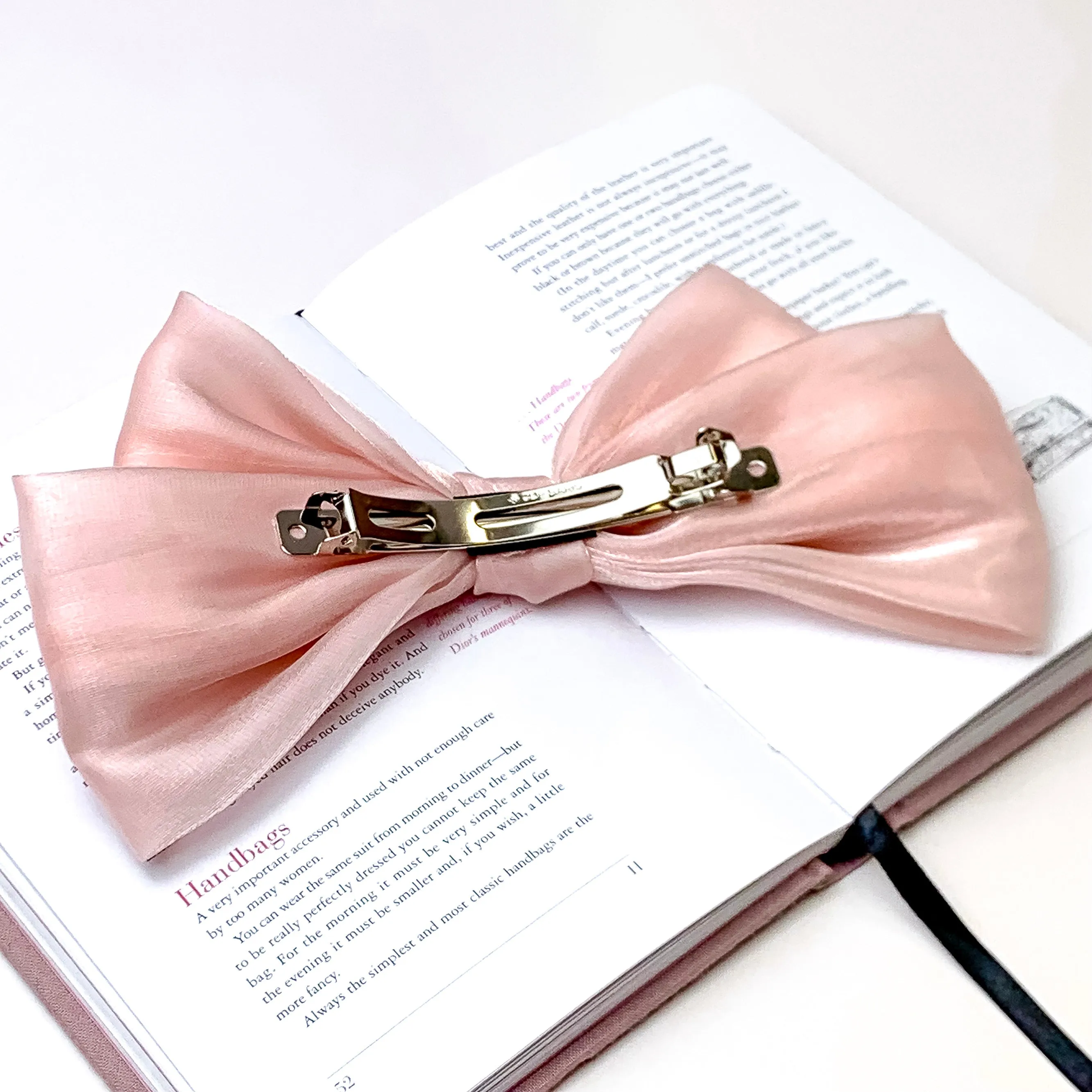 Feelin' Flirty Silk Bow Hair Clip in Blush Pink