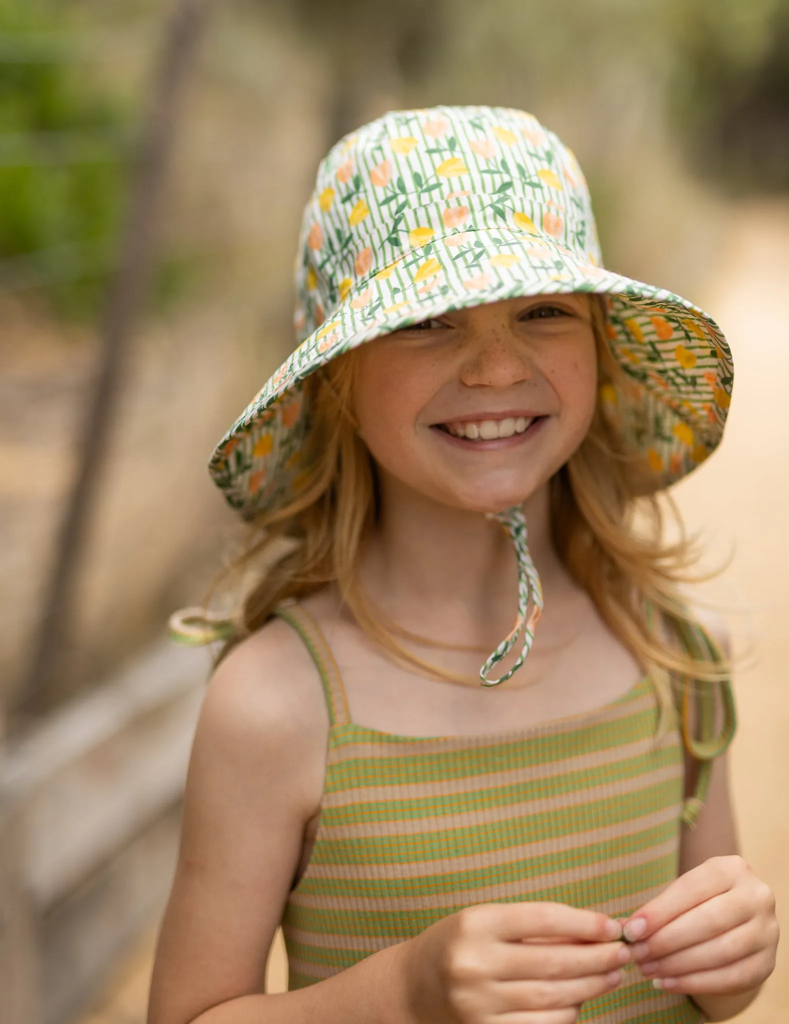 Tulip Broad Brim Bucket Hat